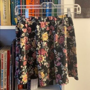 🔥3 FOR $10🔥 Floral 💐 Forever 21 Skater Skirt